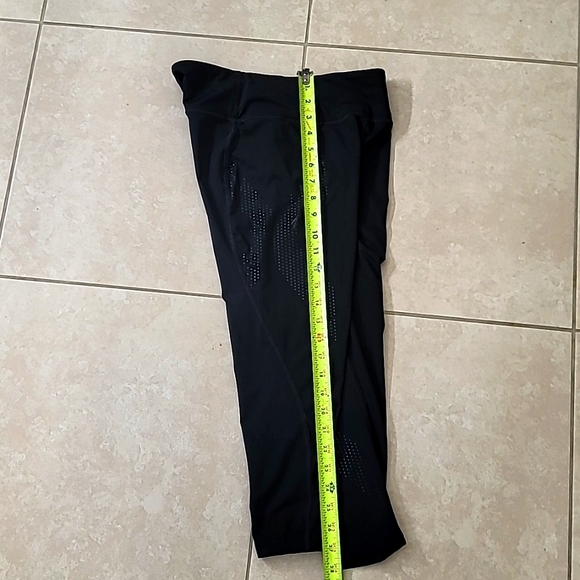 2XU Performance Compression Leggings - Picture 3 of 8